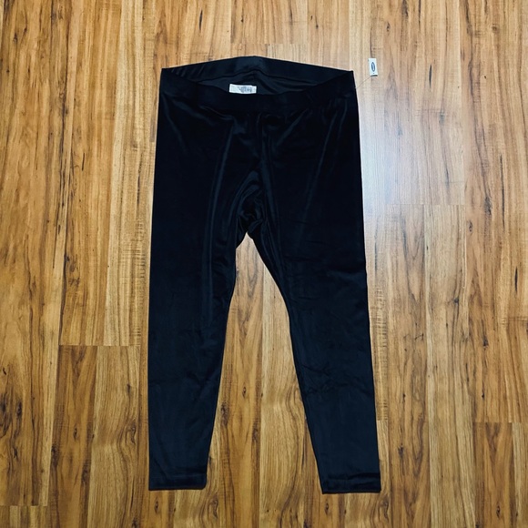 Old Navy Pants - Old Navy High-Waisted Velour Leggings Size XXL (New)